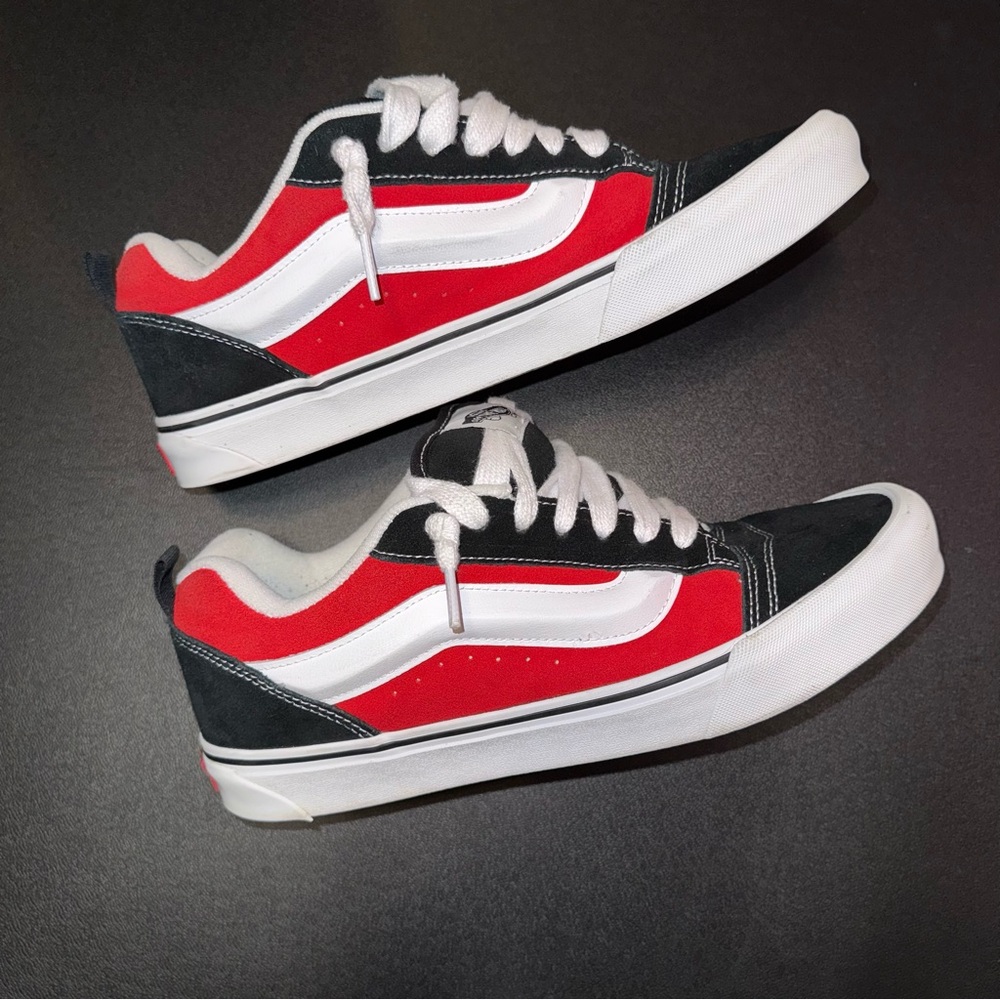 Vans Knu Skool Black/Red/White | 90s Retro Old Skool Reissue Chunky Sneakers
